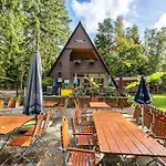 - Finnhütte